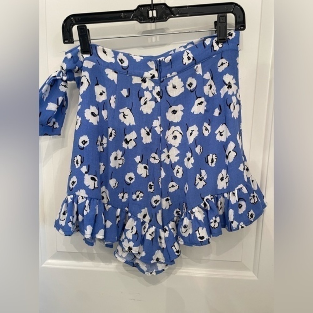 En Saison Blue Flower Print Skort - Picture 7 of 9